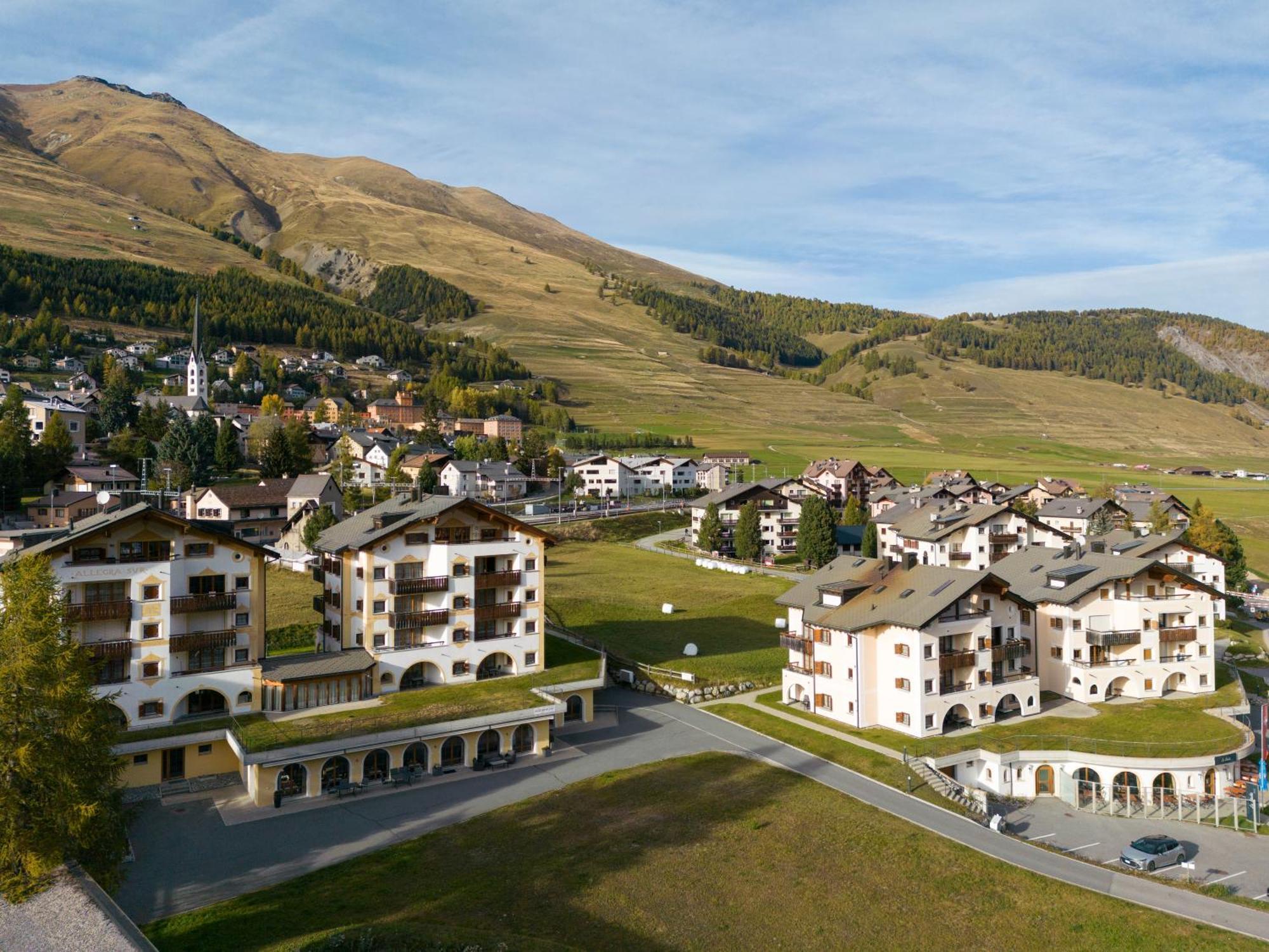 Ferienwohnungen Hotel Allegra Zuoz Exteriér fotografie
